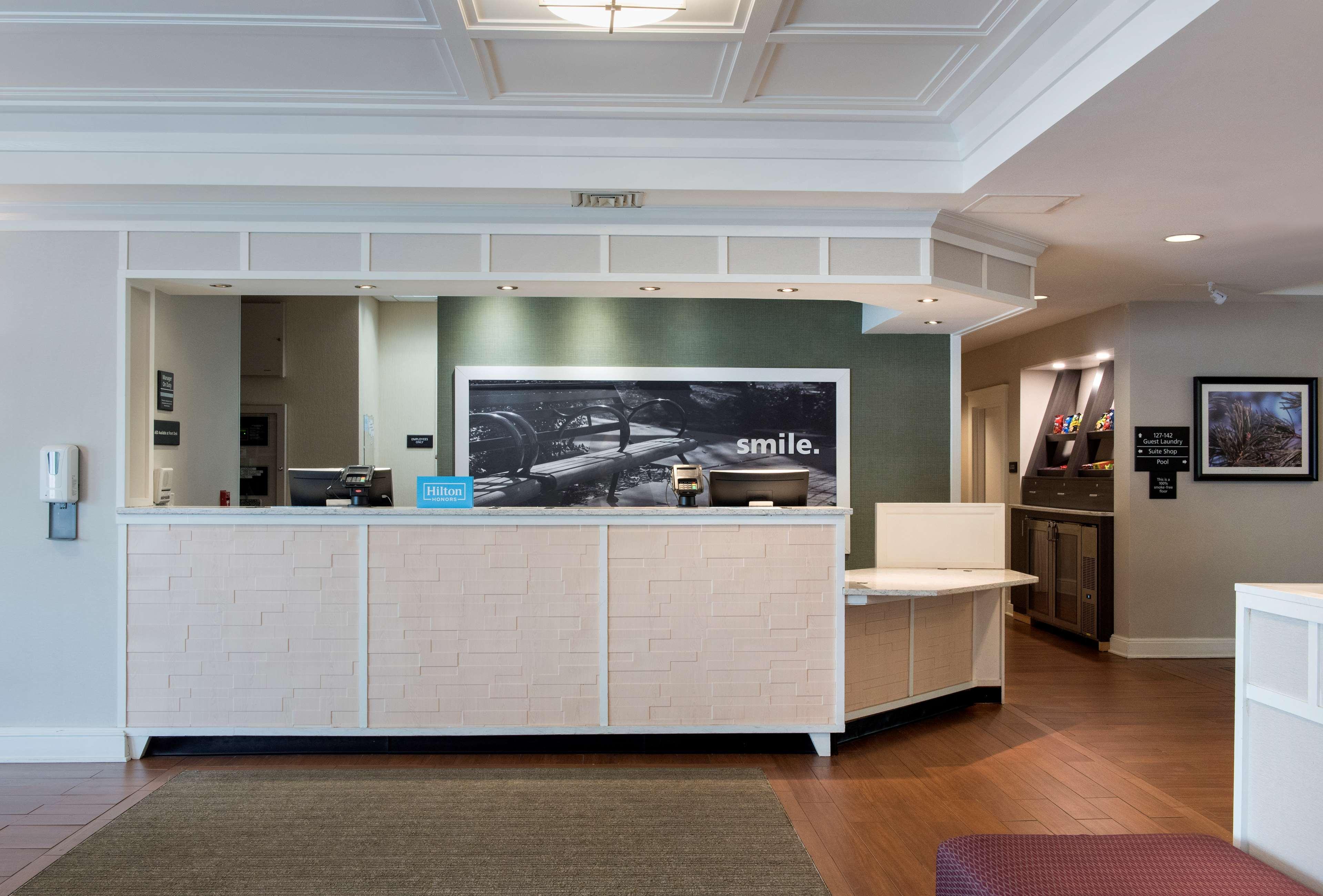 Hampton Inn Міддлтаун Екстер'єр фото