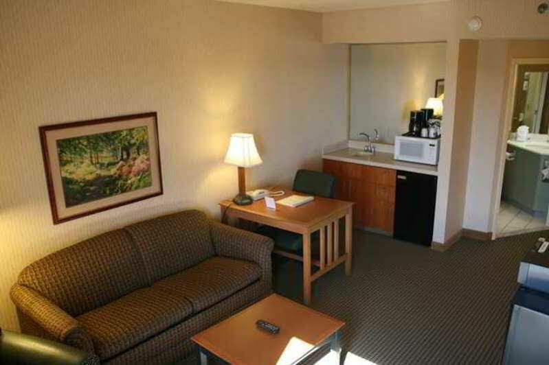 Hampton Inn Міддлтаун Екстер'єр фото